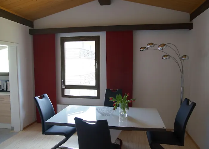 W & S Executive - I * Χάλστατ