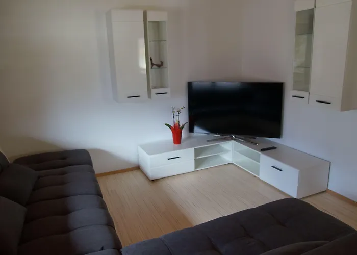 Apartment W & S Executive - I *