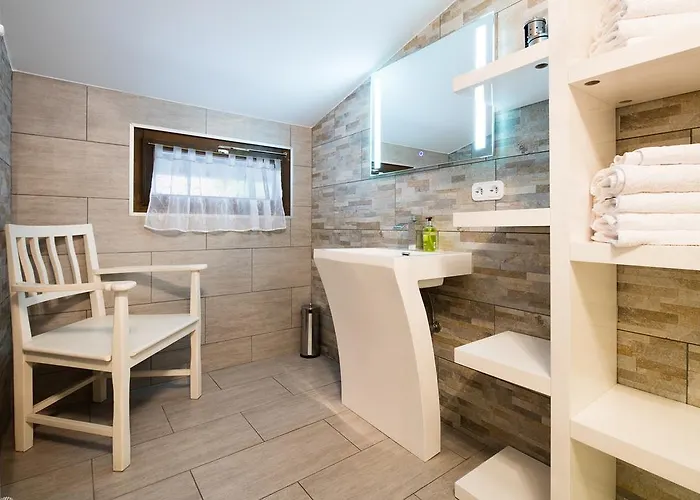 Apartment W & S Executive - I